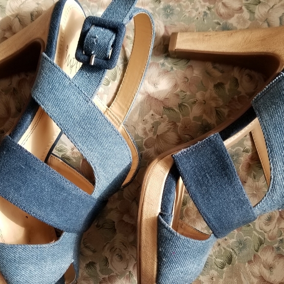 IMPO Denim 2tone heels - Picture 2 of 7